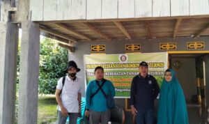 24B9C9E8-0B11-4E4F-BCD5-3A61F74859EB