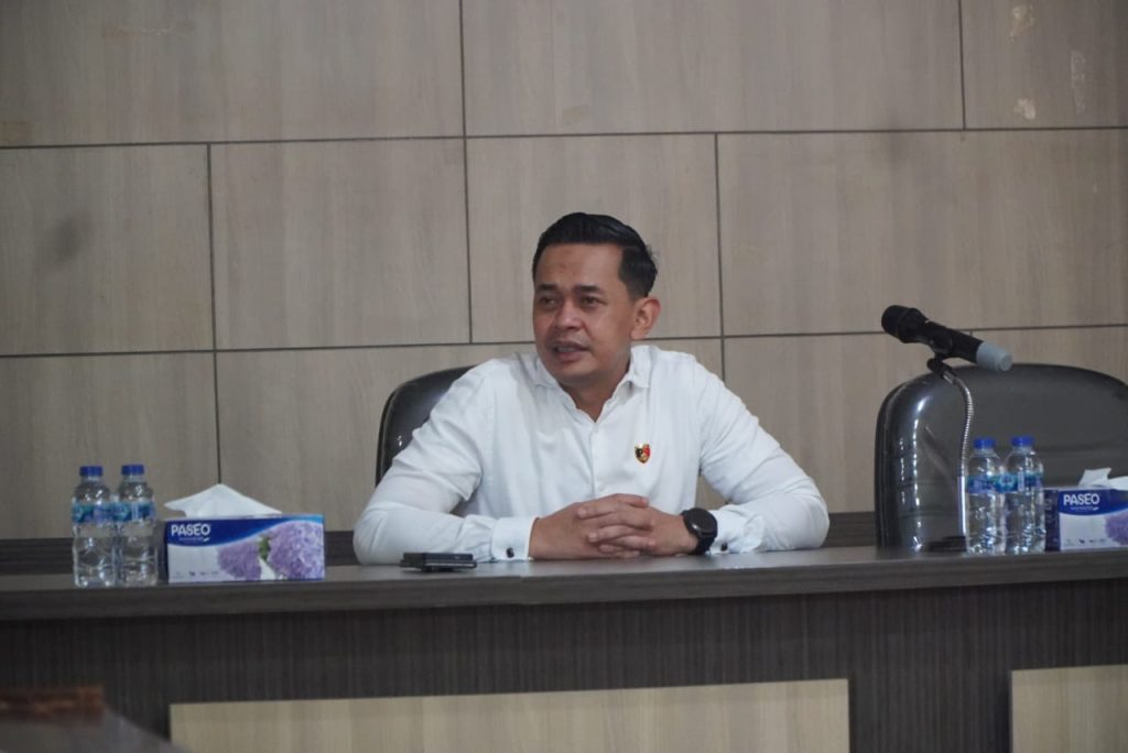 f9408c7c-f756-4930-bda5-01f2d46853a7